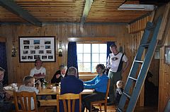 Formann i Hyttestyret 2011, Knut Folkestad, holder tale ved markeringen av 75 års jubileet.